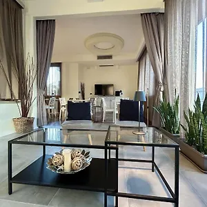 https://franchi.it-tuscanyhotel.com